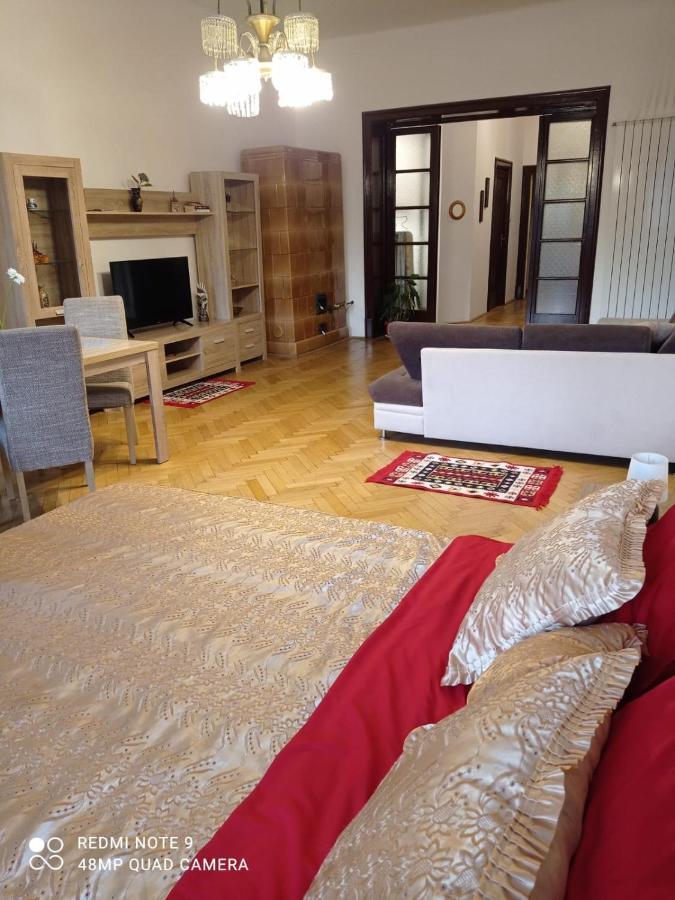Apartament Piata Sfatului Braşov Extérieur photo