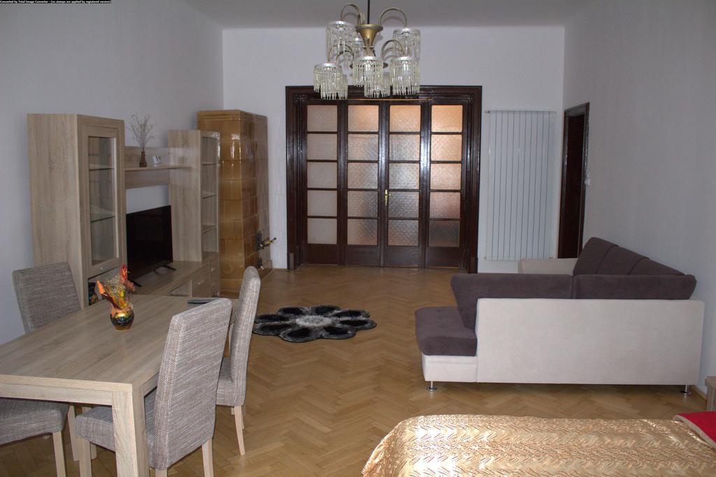 Apartament Piata Sfatului Braşov Extérieur photo
