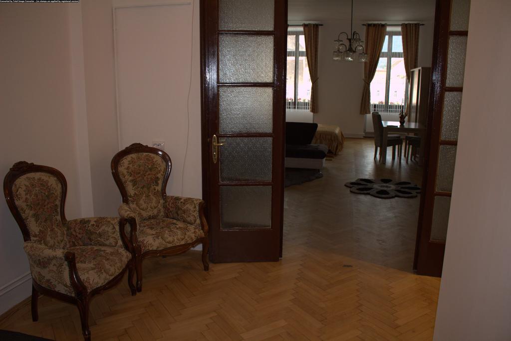 Apartament Piata Sfatului Braşov Extérieur photo